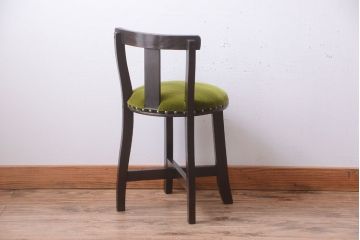 アンティーク家具　アンティーク　古いナラ材の小ぶりなチェア(椅子)