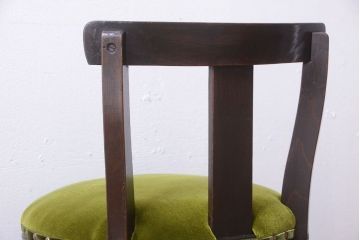 アンティーク家具　アンティーク　古いナラ材の小ぶりなチェア(椅子)