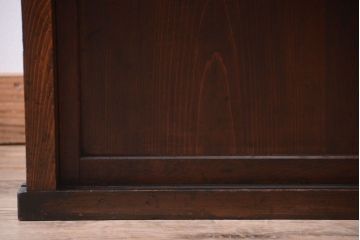 アンティーク家具　古民具・骨董　明治期　味わい深い古い引き戸収納棚