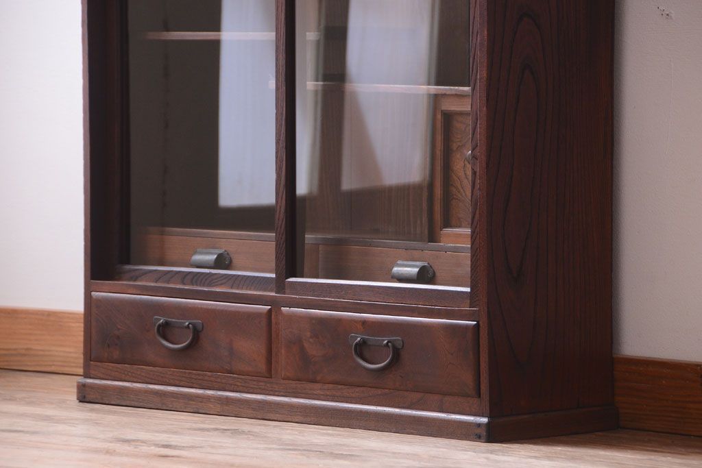 アンティーク家具　古民具・骨董　大正期　三方欅材!上品な茶箪笥(収納棚)