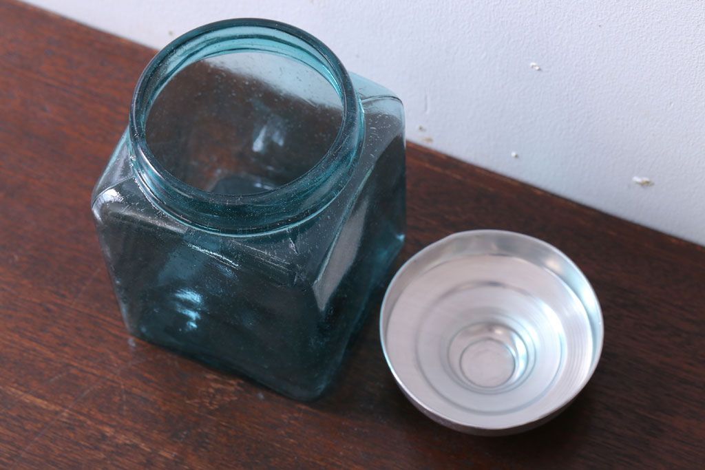 アンティーク雑貨　和製アンティーク　大正期　古い青色ガラス瓶