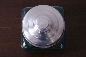 アンティーク雑貨　和製アンティーク　大正期　古い青色ガラス瓶