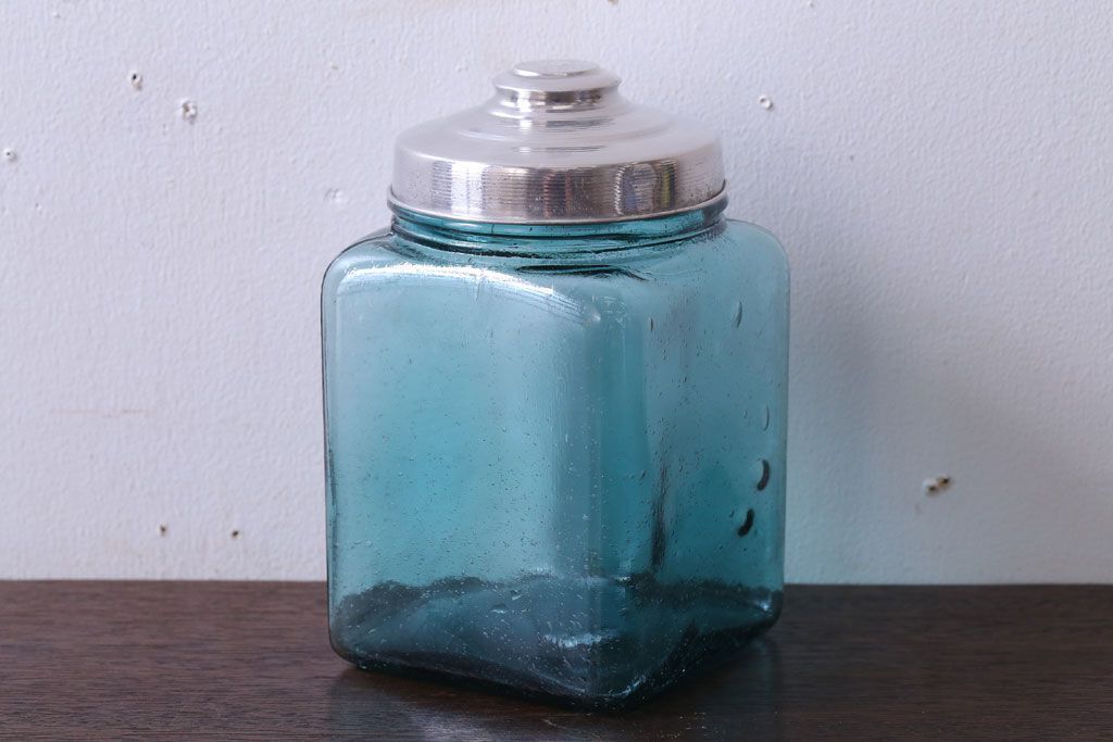 アンティーク雑貨　和製アンティーク　大正期　古い青色ガラス瓶