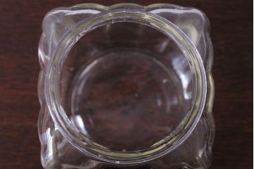 アンティーク雑貨　昭和レトロ　蓋付きのアンティークガラス瓶(キャンディーポット)