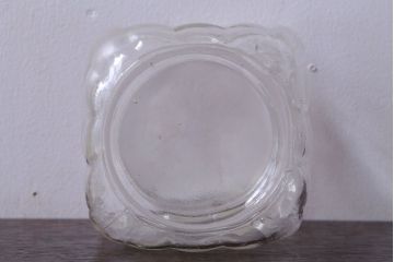アンティーク雑貨　昭和レトロ　蓋付きのアンティークガラス瓶(キャンディーポット)