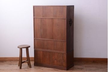 アンティーク家具　古民具・骨董　大正期　透かし彫り!前面桑材の高級茶箪笥