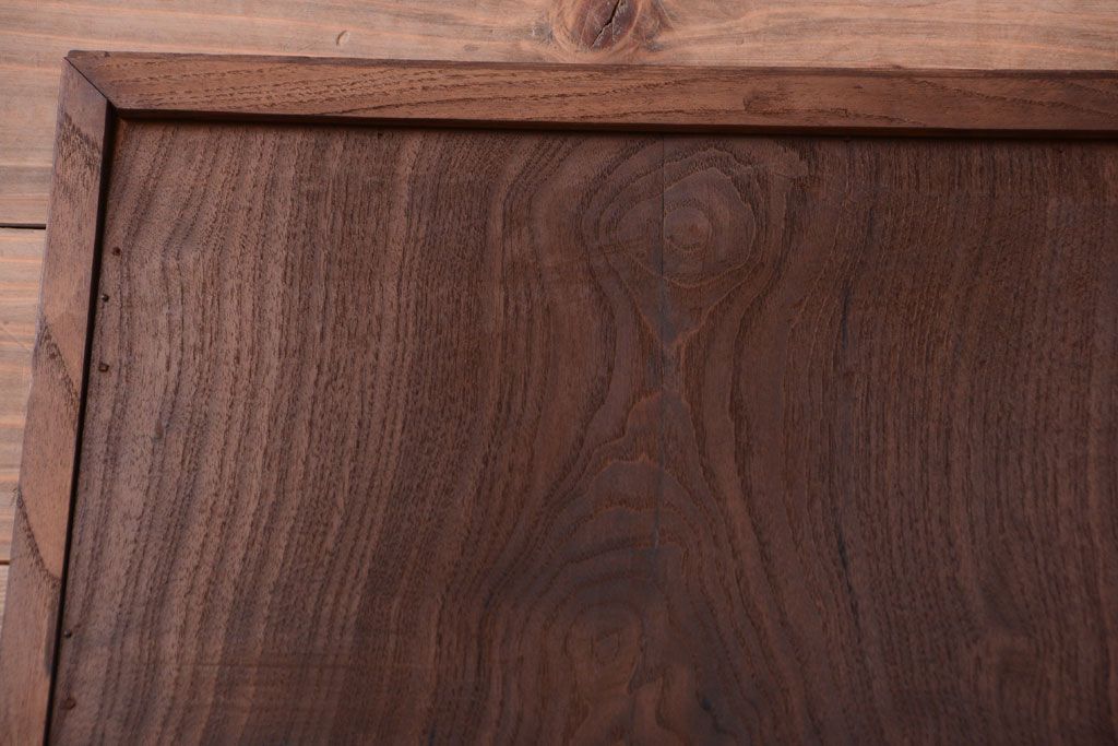 アンティーク家具　古民具・骨董　大正期　透かし彫り!前面桑材の高級茶箪笥