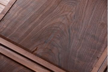 アンティーク家具　古民具・骨董　大正期　透かし彫り!前面桑材の高級茶箪笥