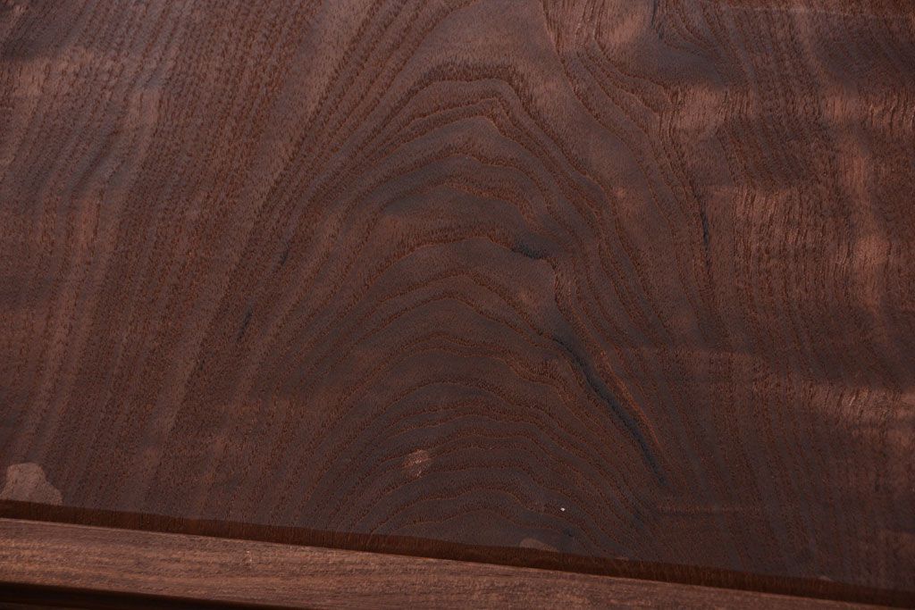 アンティーク家具　古民具・骨董　大正期　透かし彫り!前面桑材の高級茶箪笥