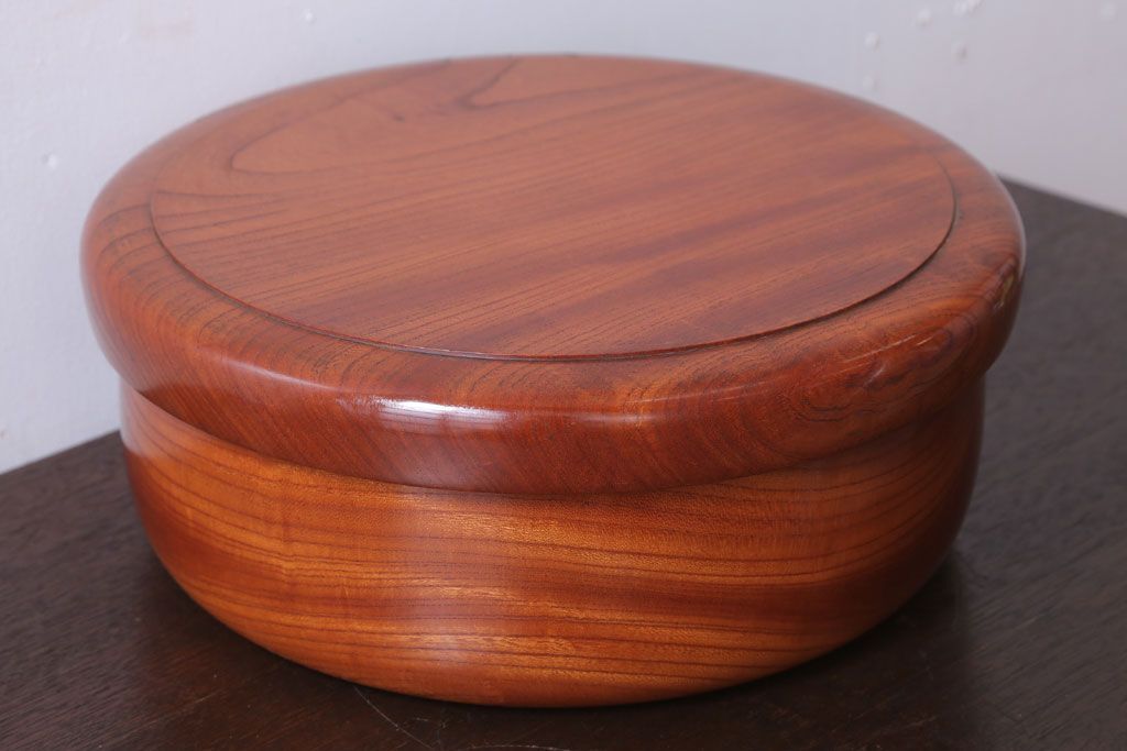 アンティーク雑貨　和製アンティーク　古い欅材製の刳り貫き茶櫃(小物入れ)(2)