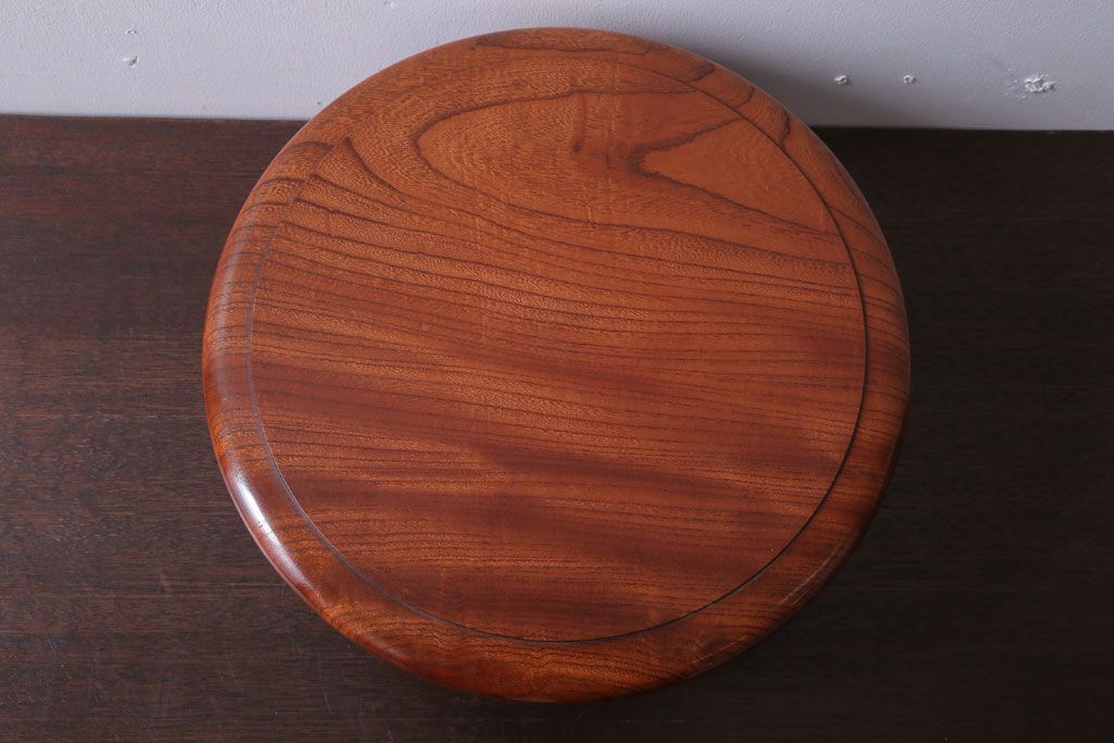 アンティーク雑貨　和製アンティーク　古い欅材製の刳り貫き茶櫃(小物入れ)(2)