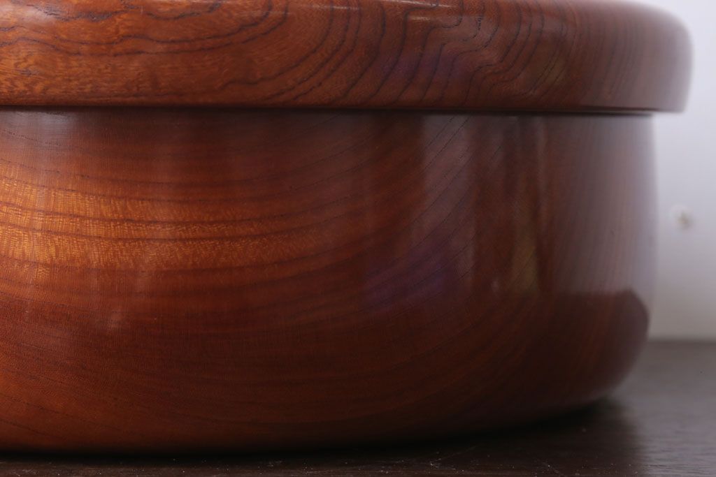 アンティーク雑貨　和製アンティーク　古い欅材製の刳り貫き茶櫃(小物入れ)(2)