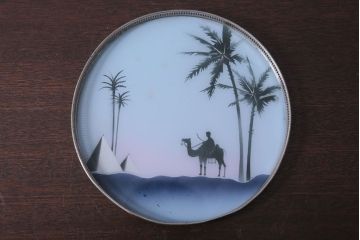 アンティーク雑貨　昭和レトロ　砂漠柄の古いガラストレー・コースターセット