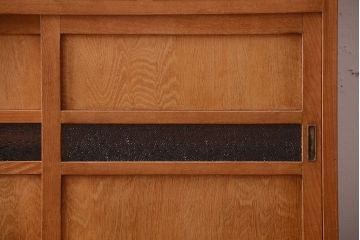 レトロ家具　昭和レトロ　プレスガラス入り!上品なカップボード(食器棚)