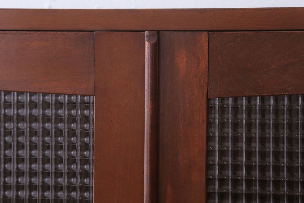 レトロ家具　昭和レトロ　チェッカーガラス入り!古い木のブックケース(本箱)