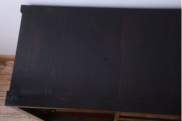 アンティーク家具　古民具・骨董　明治期　味わい深い古い引き戸収納棚(2)