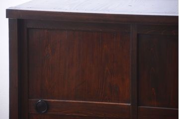 アンティーク家具　古民具・骨董　明治期　味わい深い古い引き戸収納棚(2)