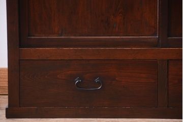 アンティーク家具　古民具・骨董　明治期　味わい深い古い引き戸収納棚(2)