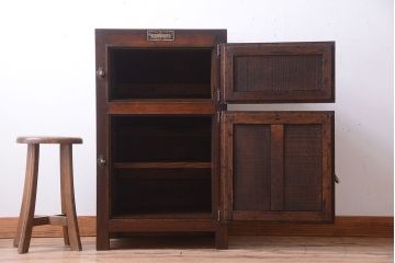 レトロ家具　昭和レトロ　ナラ材製のアンティーク冷蔵庫(冷蔵箱・氷冷蔵庫)(2)