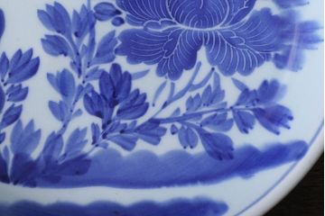 アンティーク雑貨　古民具・骨董　明治期　菊の図　アンティーク染付大皿(1)