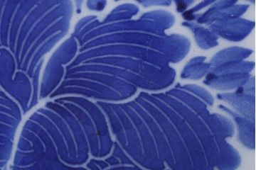 古民具・骨董　明治期　菊の図　アンティーク染付大皿(2)