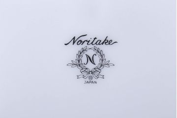 アンティーク雑貨　ノリタケ・飾皿・フランス シャルトル遠望・yukio・鵜飼幸雄