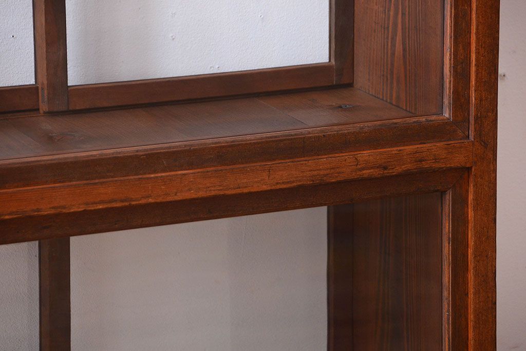 アンティーク家具　和製アンティーク　縦型!古い木の上品なガラスケース