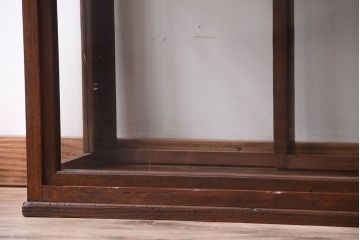 アンティーク家具　和製アンティーク　縦型!古い木の上品なガラスケース