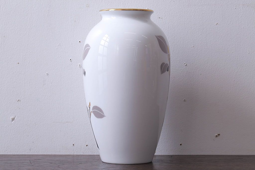 アンティーク雑貨　中古　大倉陶園(おおくらとうえん)　金彩　椿　23cm　花器(箱付き)