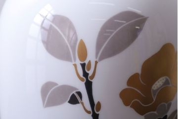 アンティーク雑貨　中古　大倉陶園(おおくらとうえん)　金彩　椿　23cm　花器(箱付き)