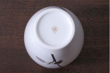 アンティーク雑貨　中古　大倉陶園(おおくらとうえん)　金彩　椿　23cm　花器(箱付き)