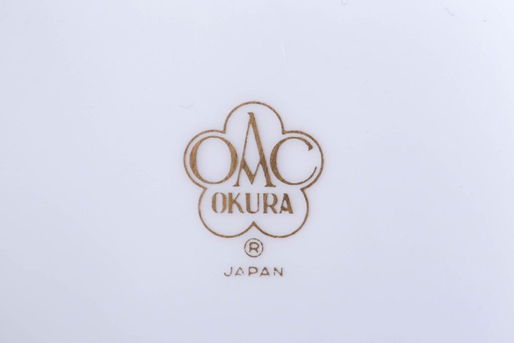 アンティーク雑貨　中古　大倉陶園(おおくらとうえん)　金彩　椿　23cm　花器(箱付き)