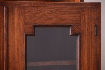 アンティーク家具　和製アンティーク　飾り台付きの上品な古いブックケース(本箱)