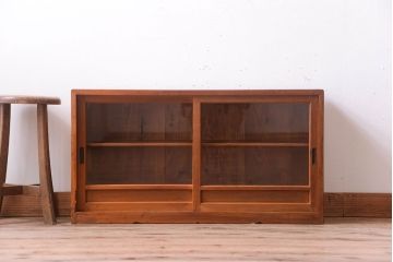 アンティーク家具　和製アンティーク　古い木味の小さなローボード(収納棚)