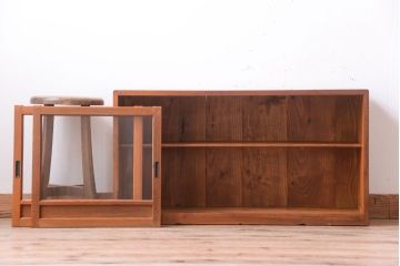 アンティーク家具　和製アンティーク　古い木味の小さなローボード(収納棚)