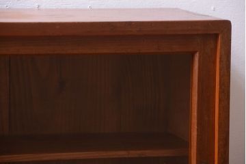 アンティーク家具　和製アンティーク　古い木味の小さなローボード(収納棚)