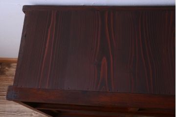 アンティーク家具　和製アンティーク　結霜ガラス入り!前面欅材の鉄脚サイドボード(収納棚)