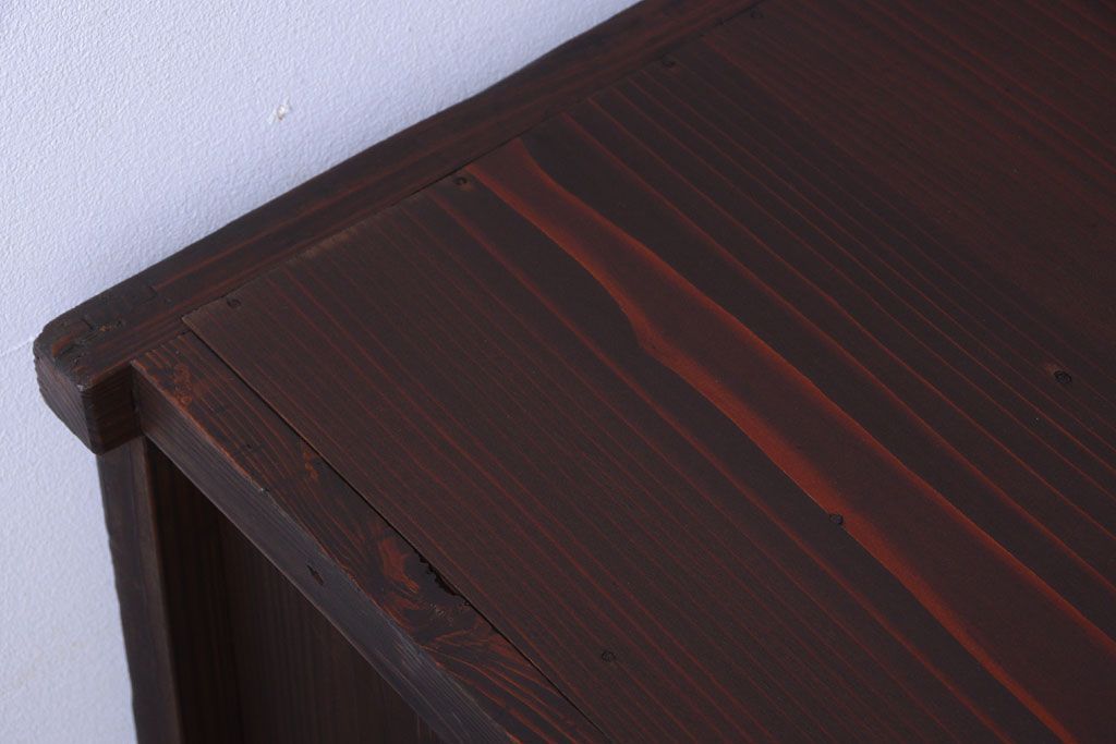 アンティーク家具　和製アンティーク　結霜ガラス入り!前面欅材の鉄脚サイドボード(収納棚)