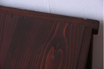 アンティーク家具　和製アンティーク　結霜ガラス入り!前面欅材の鉄脚サイドボード(収納棚)