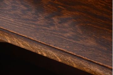 アンティーク家具 イギリスアンティーク 彫刻が美しいオーク材のライティングビューロー