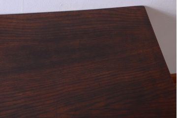 ヴィンテージ家具　イギリスビンテージ　オーク材製!重厚なダイニングテーブル