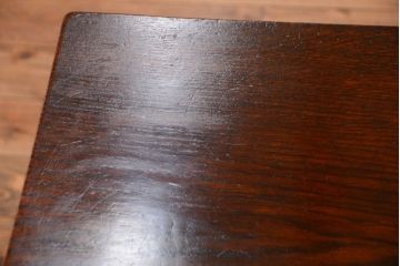 ヴィンテージ家具　イギリスビンテージ　オーク材製!重厚なダイニングテーブル