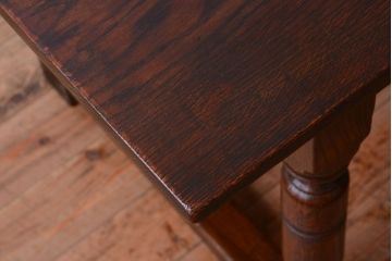 ヴィンテージ家具　イギリスビンテージ　オーク材製!重厚なダイニングテーブル