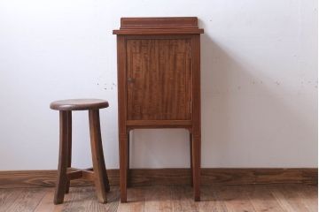 ヴィンテージ家具　イギリスビンテージ　象嵌!サイドキャビネット
