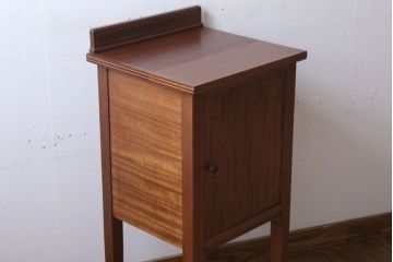 ヴィンテージ家具　イギリスビンテージ　象嵌!サイドキャビネット