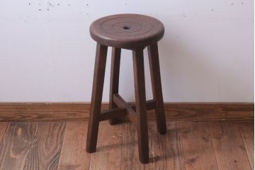 レトロ家具　アンティーク　古い木のレトロな丸スツール