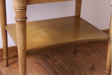 ヴィンテージ家具　ビンテージ　DREXEL HERITAGE(ドレクセルヘリテイジ)　サイドテーブル