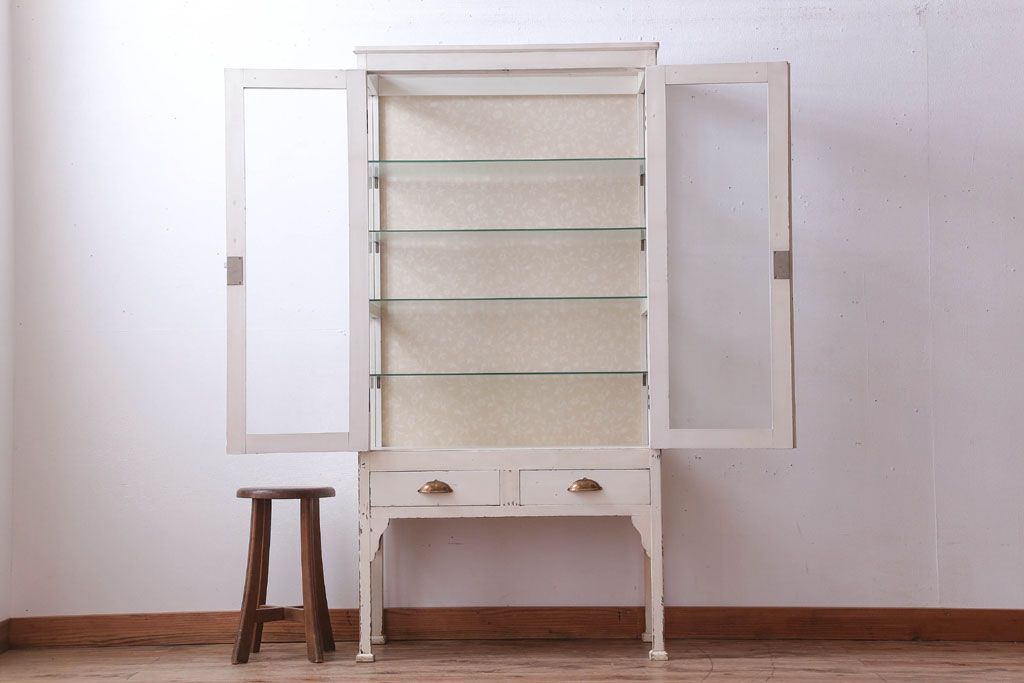 アンティーク家具　アンティーク オリジナルペイントのケビントガラスケース(収納棚、キャビネット)(2)