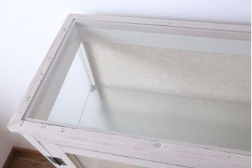 アンティーク家具　アンティーク オリジナルペイントのケビントガラスケース(収納棚、キャビネット)(2)