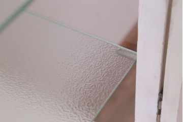 アンティーク家具　アンティーク オリジナルペイントのケビントガラスケース(収納棚、キャビネット)(2)